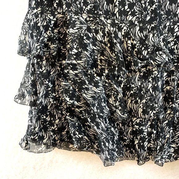 Womens 100% Silk Chiffon Floral Skirt Sz 4P Black Tiered Ruffle Feminine Flowy - Picture 2 of 12